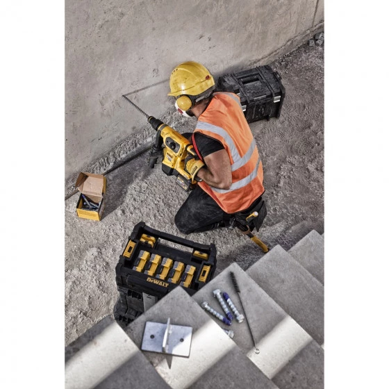 Foret SDS-Max XLR 4 Taillants 22x400x540mm DEWALT - DT60820-QZ 4 Foret SDS-Max XLR 4 Taillants 22x400x540mm DEWALT - DT60820-QZ – Image 2